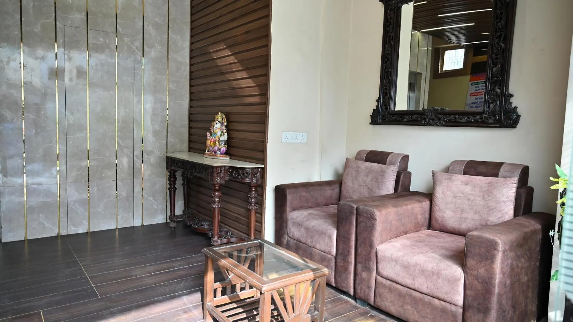 Hotel Hari Gopal Waranasi