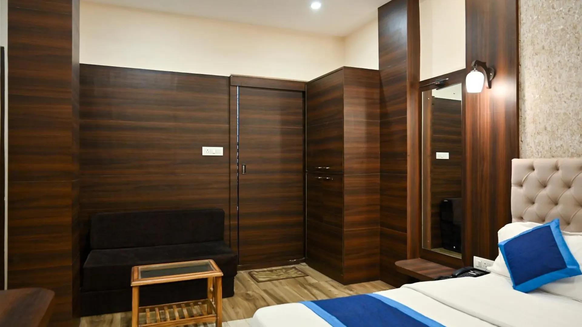 ***  Hotel Hari Gopal Waranasi Indie