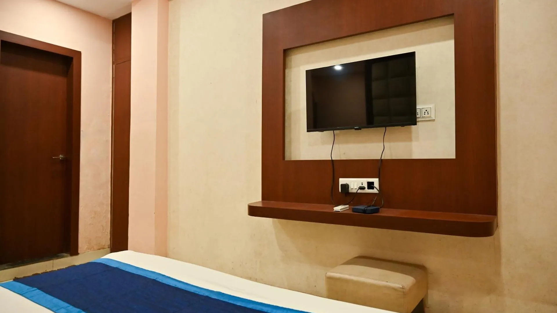 Hotel Hari Gopal Waranasi