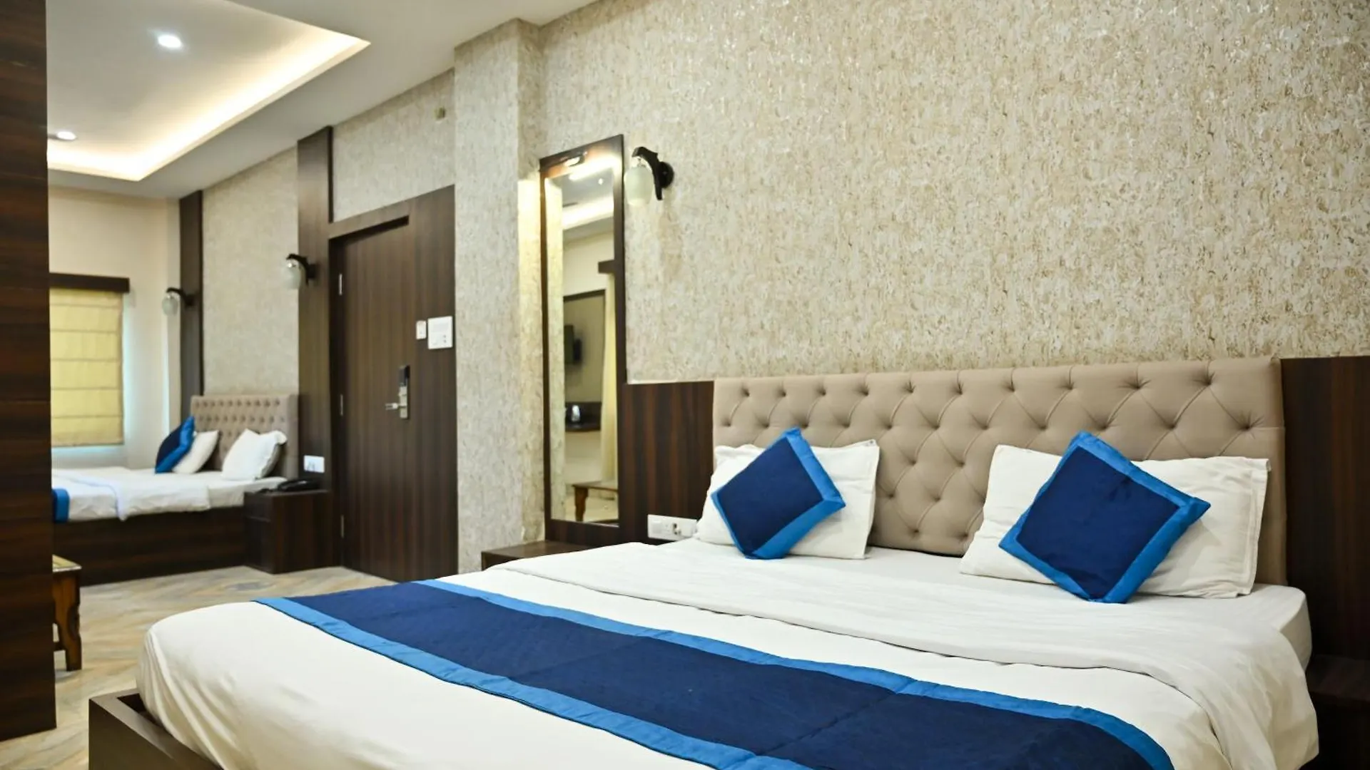 Hotel Hari Gopal Waranasi