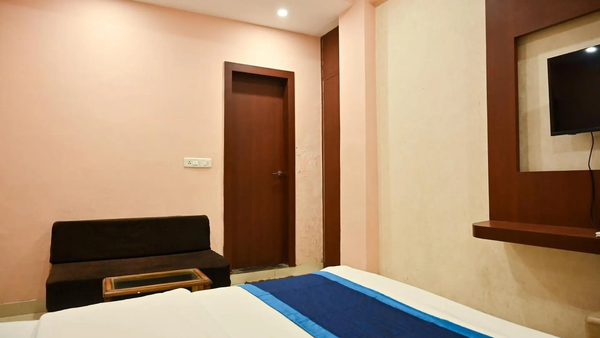 Hotel Hari Gopal Waranasi
